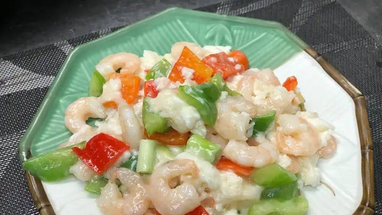 277. Fried Egg White with Shrimp 蛋白炒蝦仁
